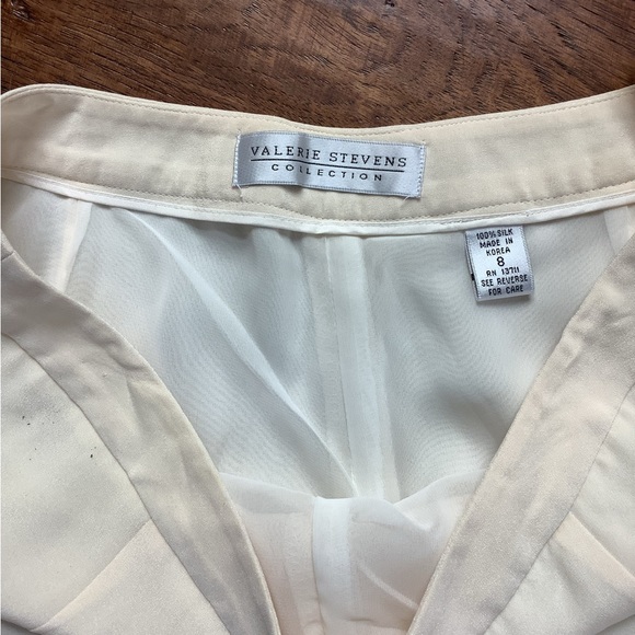 NEW/TAGS. VALERIE STEVENS COLLECTION, PURE SILK IVORY WHITE LINED DRESS PANTS, 8 - Picture 4 of 8